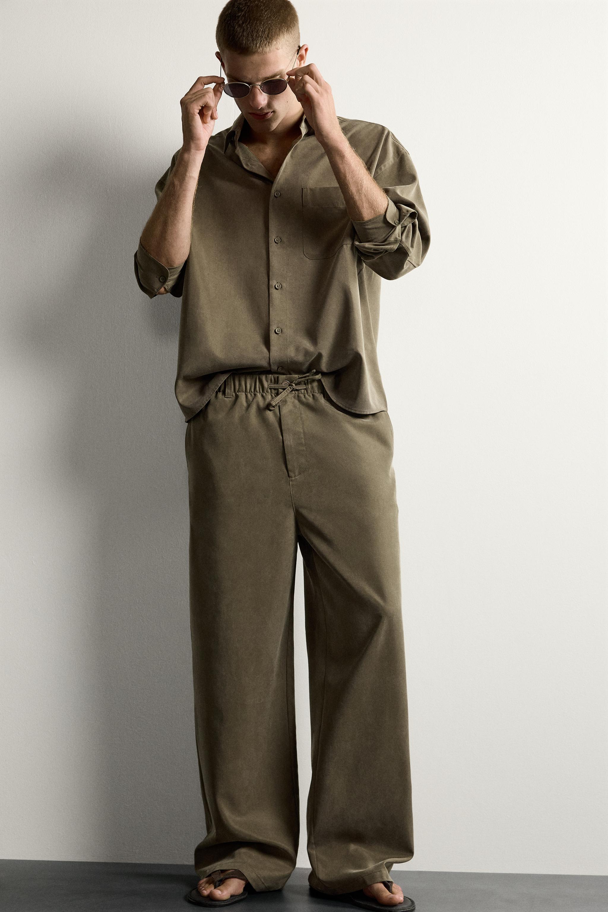 RELAXED FIT FLOWY SHIRT